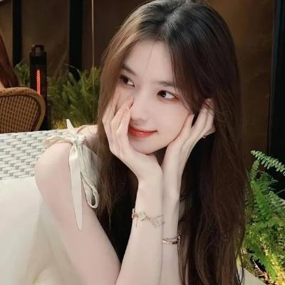 独家爆料：乐坛天后隐婚生子传闻，工作室紧急辟谣，72小时